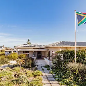 The Sir David Boutique 4*, Bloubergstrand Südafrika